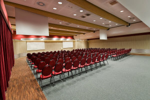 فنادق بوزنانسكي في بولندا شقق مطعم بوزنان الأحداث